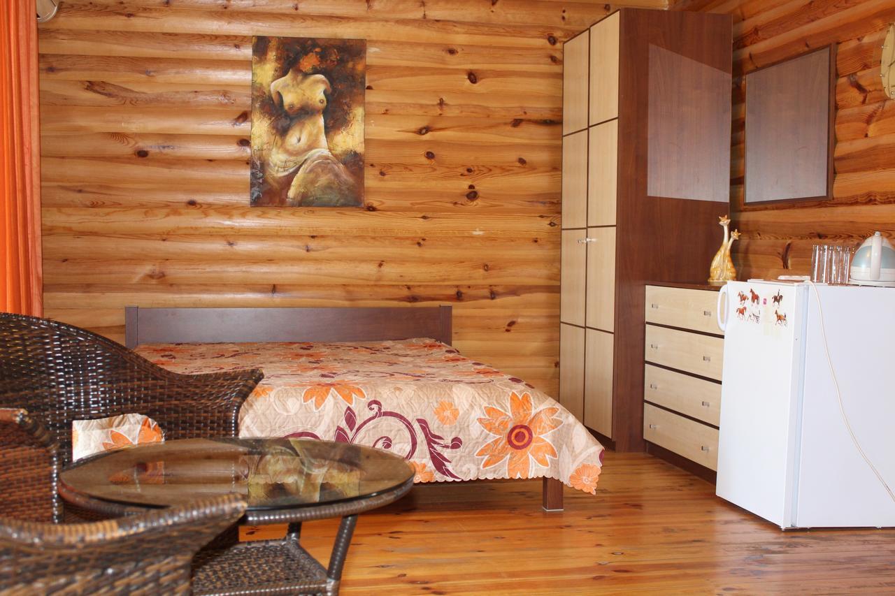 Hotel-Complex Mizh Triokh Ozer Szvityaz Kültér fotó